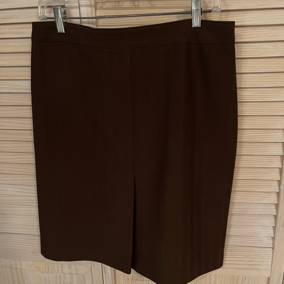 Women’s Brown Suit jacket skirt - Picture 3 of 4